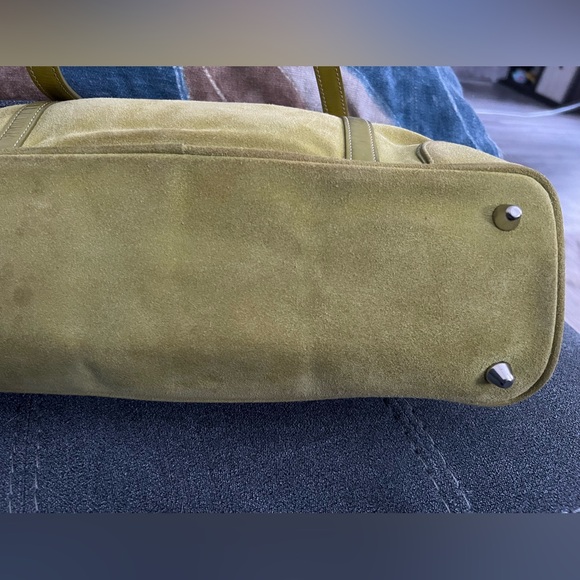 Vintage Green suede Coach hand bag - Picture 5 of 11